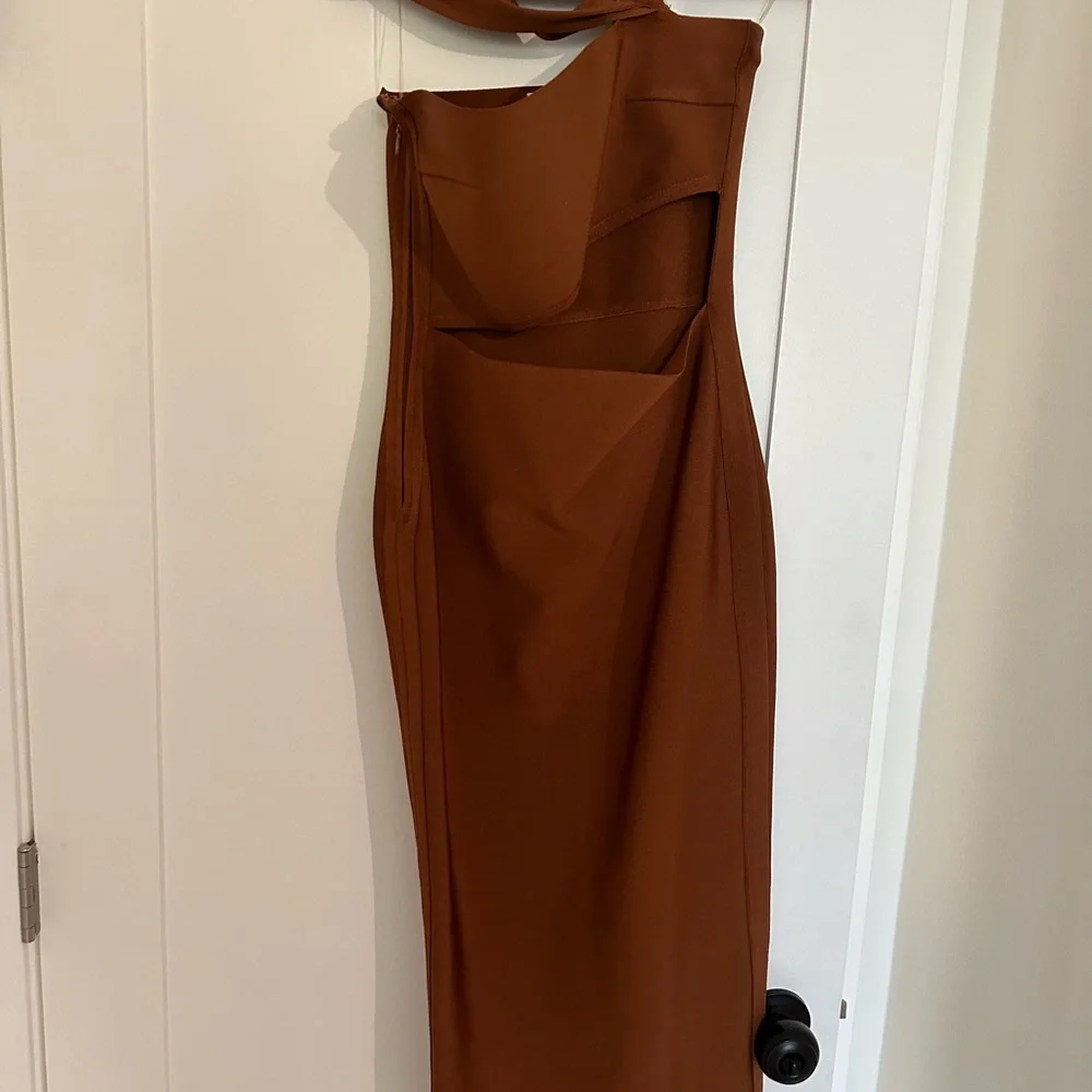 House of Cb Aina Bandage Tan Brown Cutout Dress - Picture 6 of 6